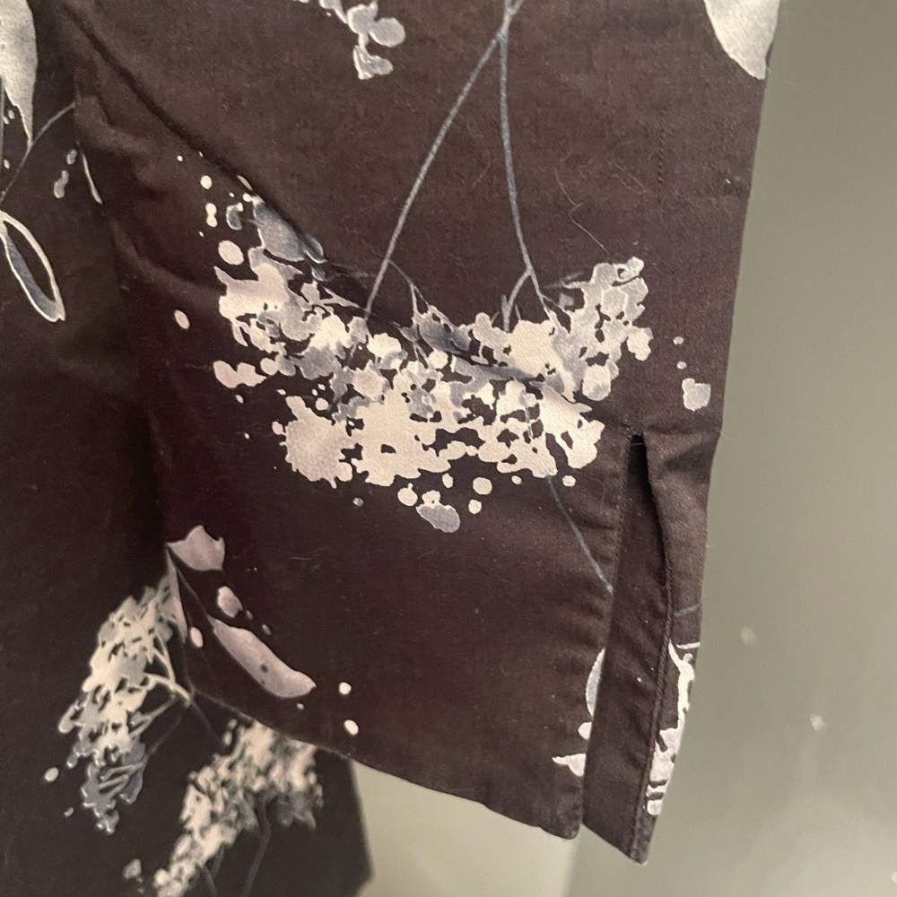 REBA Chic Floral Black & White Jacket Sz. 4 NWOT - Picture 6 of 15